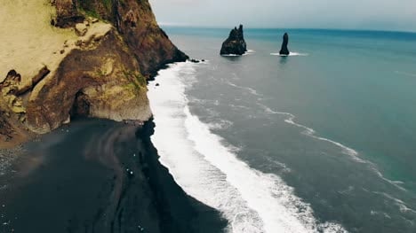 Aerial-View-of-Basalt-Sea-Stacks