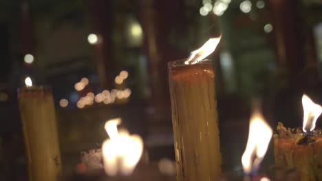 Candles-in-Taoist-Temple-Bangkok-CU