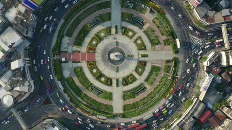 Flying-Over-Wongwian-Yai-Roundabout