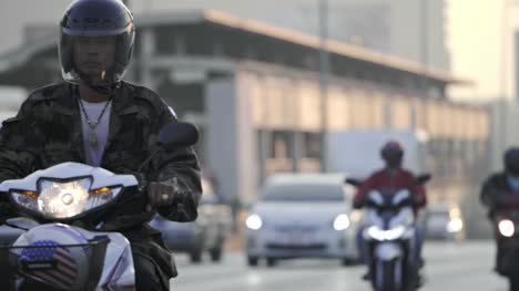 Cars-and-Mopeds-on-Taksin-Bridge