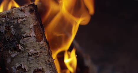 Burning-Logs-Slow-Motion-4K-05